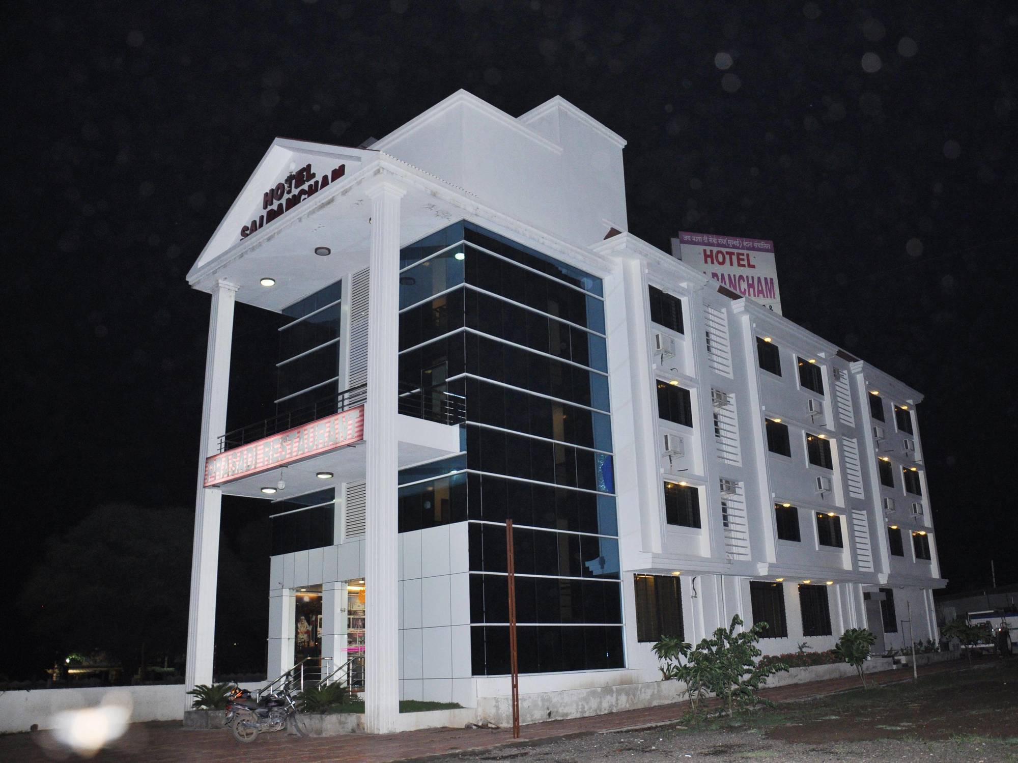 Hotel Sai Pancham Sirdi Kültér fotó